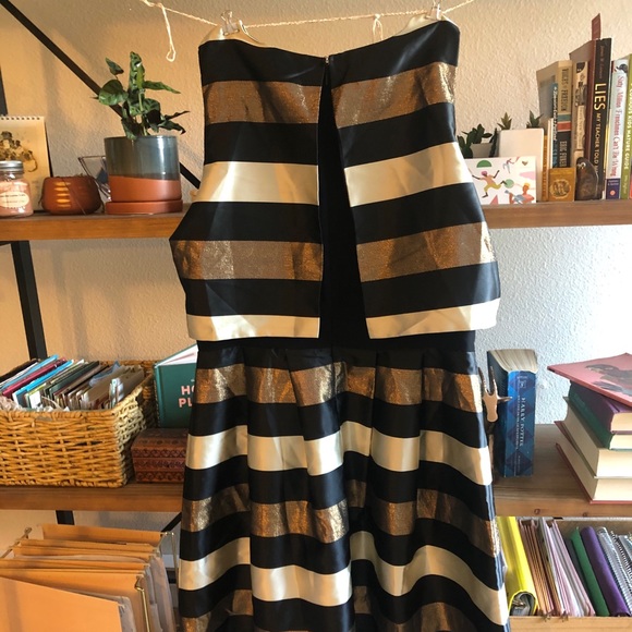 Sleeveless Black and Gold Party Dress - Picture 3 of 5